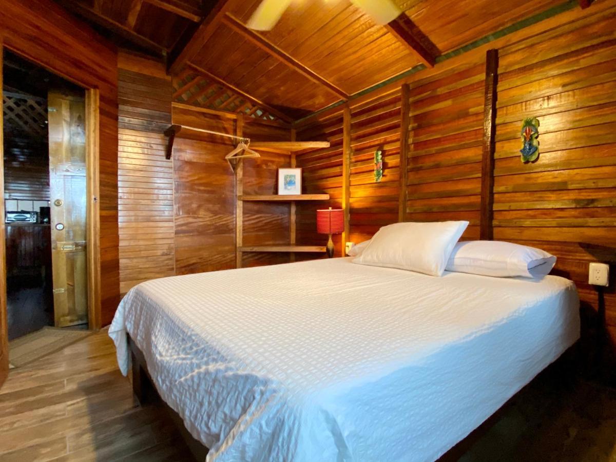 Pacific Edge Eco Lodge Dominical Εξωτερικό φωτογραφία